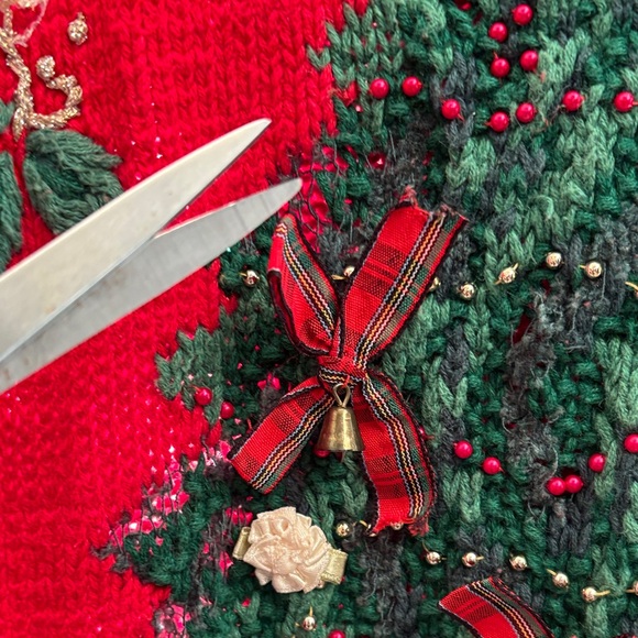 Tiara Red Sweater with Tree & Festive Accents small - Picture 11 of 12